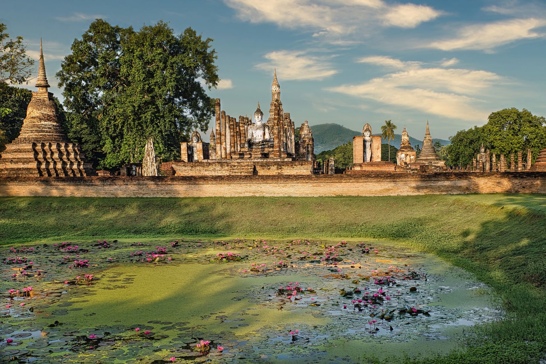 ayutthaya temple ruins day trip